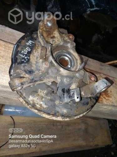 Muñones mitsubishi l200 2.5 4x4