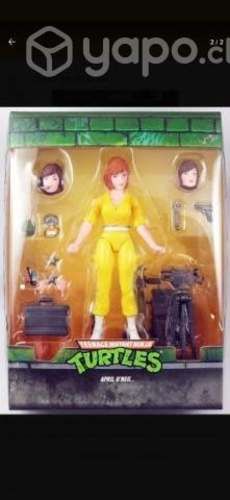 Super 7 Ultimate TMNT April O'Neal