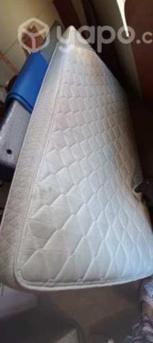 Cama de plaza y media