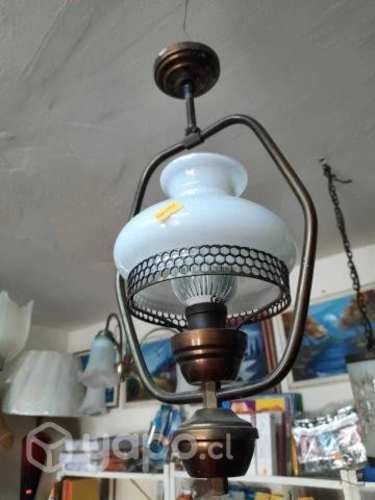Lámpara antigua colgante de bronce