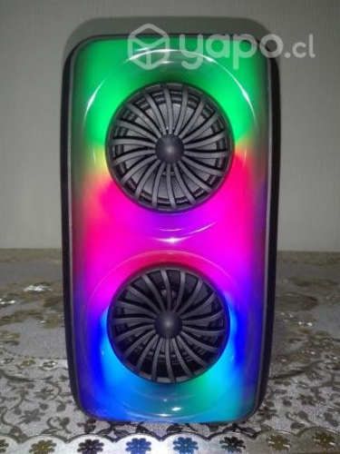 Parlante con luces recargable bluetooth, despacho