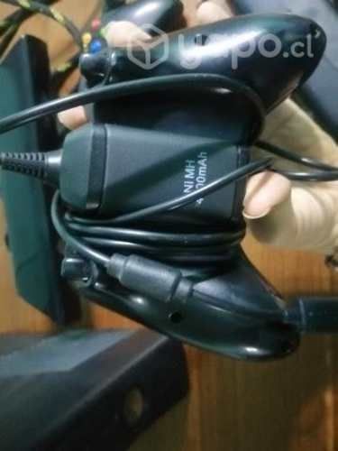 Xbox desbloqueada + 2 mandos + kinect