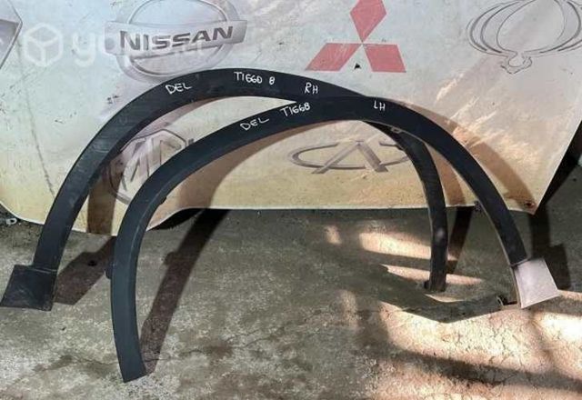 Molduras delanteras tiggo 8