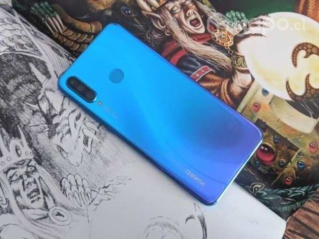 Celular Huawei P30 Lite Semi Nuevo