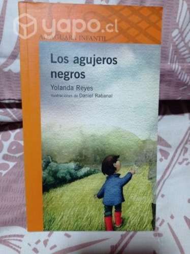 Los agujeros negros AUTOR: Yolanda Reyes