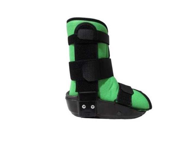 Bota ortopédica pediátrica Nueva