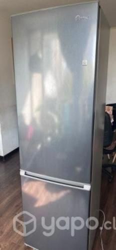 Refrigerador MIDEA
