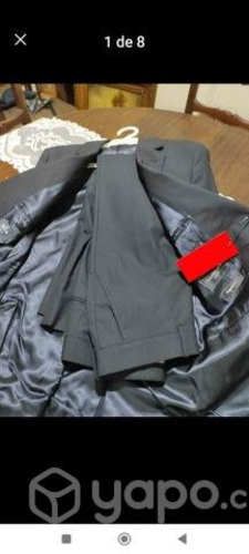 Terno sin uso impecable