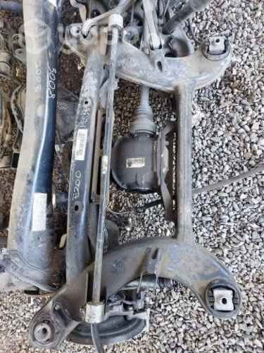 Cuna trasera Mercedes benz e200