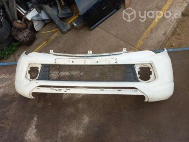 Parachoque Mitsubishi L ORIGINAL