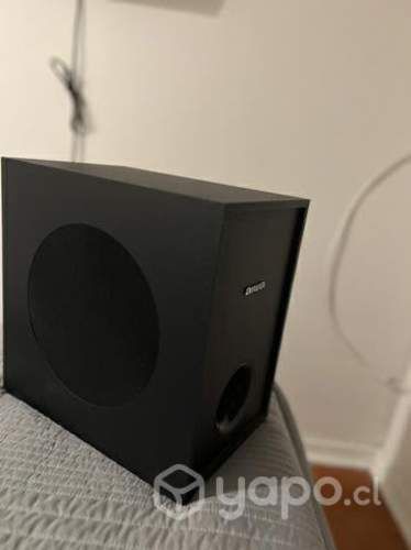 Subwoofer + barra de sonido en excelente condición