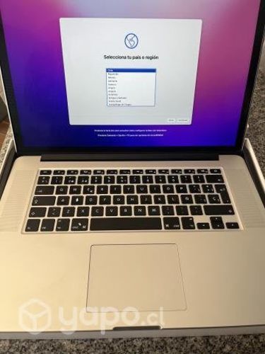 Macbook pro 15' i7 256 gb 16gb ram