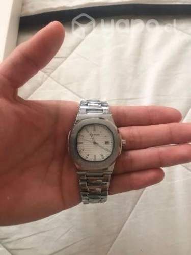 Reloj de caballero nuevo