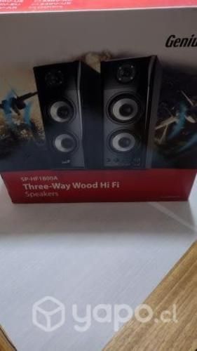 Parlantes Genius SP-HF1800A