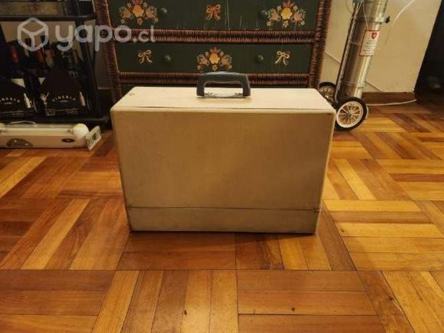 Maquina de coser antigua