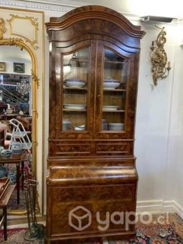 Muebles europeos antiguos* Compramos