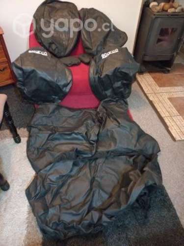 Funda para asientos de vehiculo