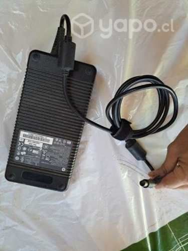 Fuente de poder HP PA-1231-66 Hh 11.8A 19.5V