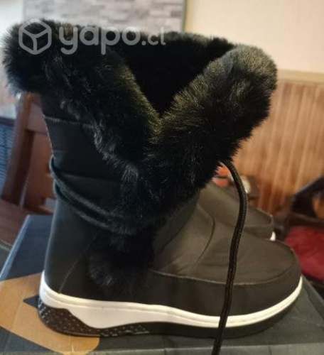 Botas impermeable y forradas