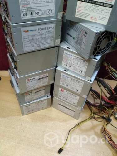 Varias fuentes de poder atx usadas genericas