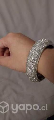 Relojes excelente estado y pulsera fiesta