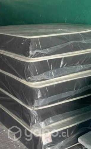 Colchones lore de resorte y espuma.