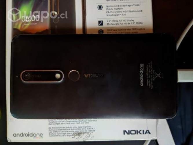 Nokia 6.1 con detalle