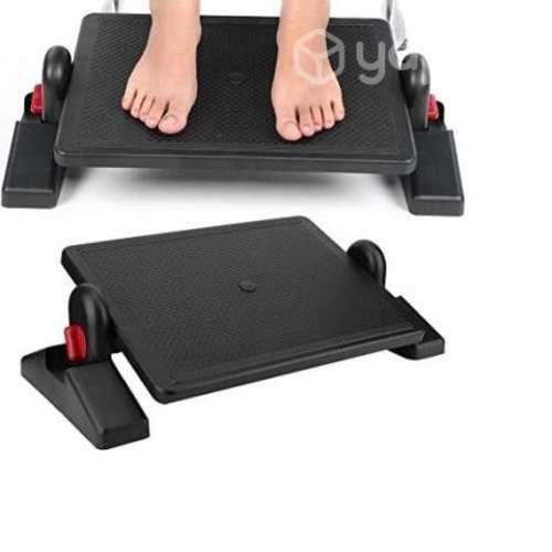 Reposapies Ergonomico Acolchado Regulable