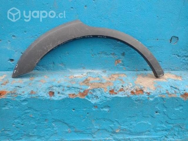 Moldura trasera der Chevrolet Captiva 2008-2016