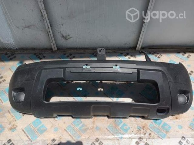 Parachoques delantero Renault Duster con Detalle