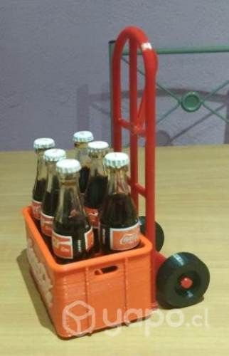 Minibotellitas Cola Cola+javita y yeguita 3D