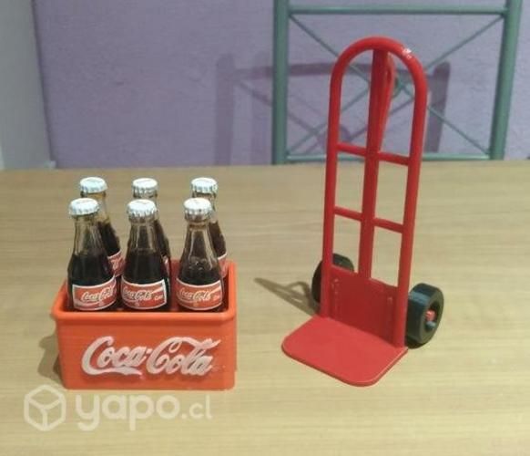 Minibotellitas Cola Cola+javita y yeguita 3D