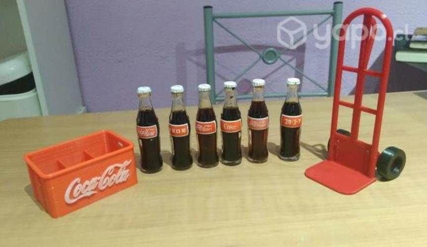 Minibotellitas Cola Cola+javita y yeguita 3D