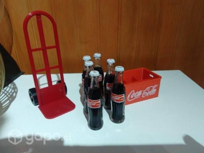 Minibotellitas Cola Cola+javita y yeguita 3D