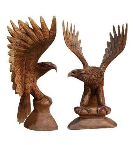 Aguila tallada