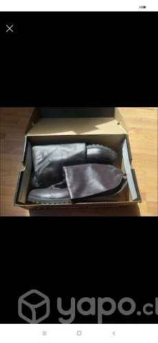 Botas Shingeki no Kyojin