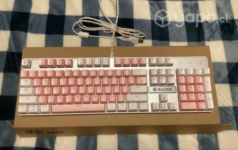 Teclado gamer grande en venta