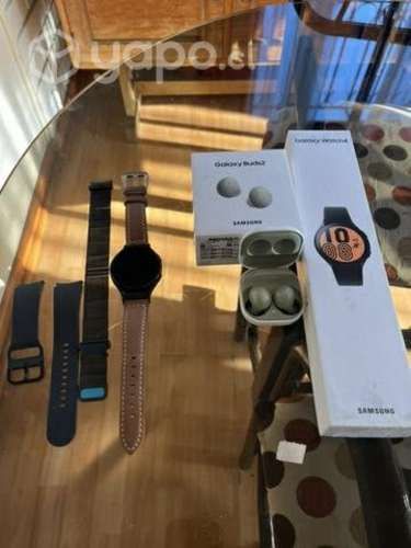 reloj y audífonos Samsung