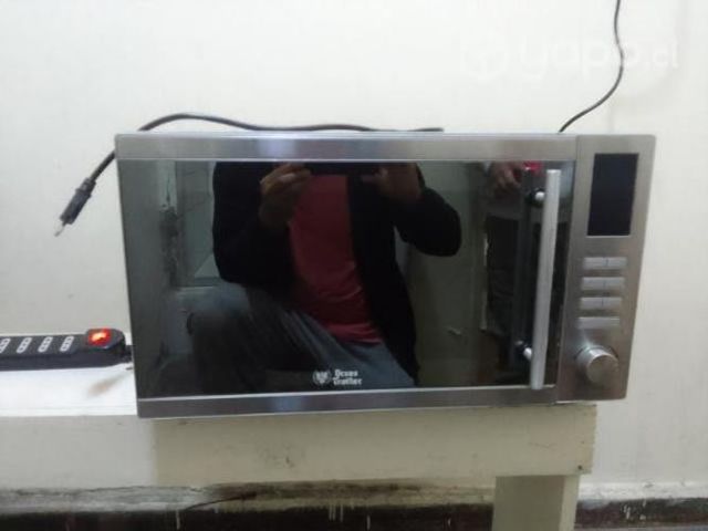 Microondas Ursus trotter usado