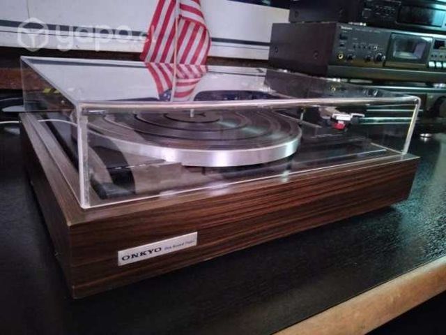 Tornamesa Onkyo Y7000