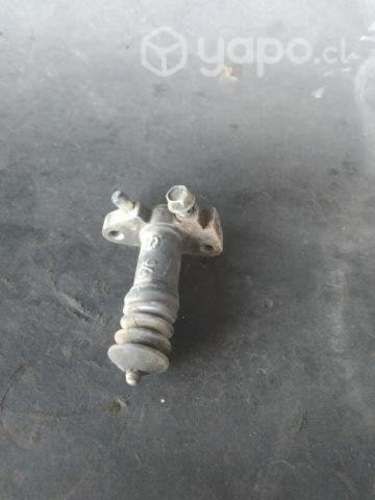 CILINDRO ESCLAVO EMBRAGUE Suzuki Grand Nomade j20a
