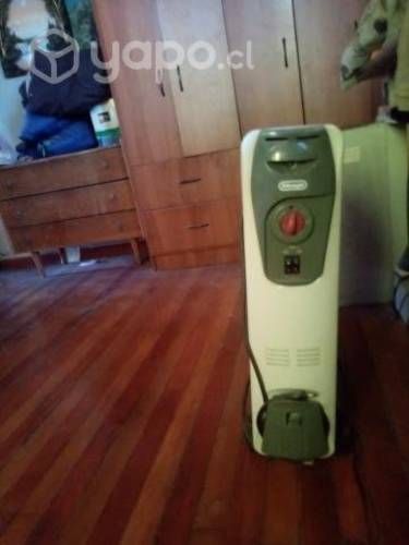 Estufa óleo eléctrica en buen estado funcionando