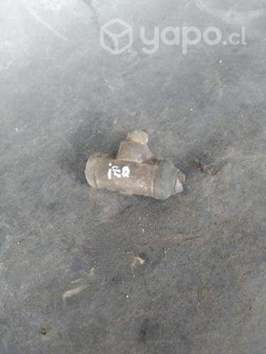 CILINDRO DE FRENO TRASERO IZQUIERDO Suzuki Grand N