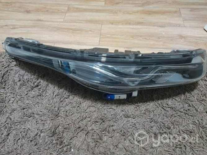 Foco derecho Ram 1000