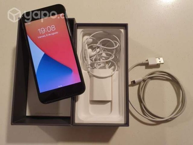 IPhone 8 64 GB muy poco uso