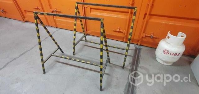 Caballetes de fierro