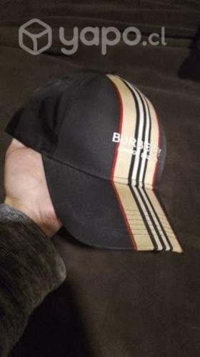 Cinturon y gorro burberry
