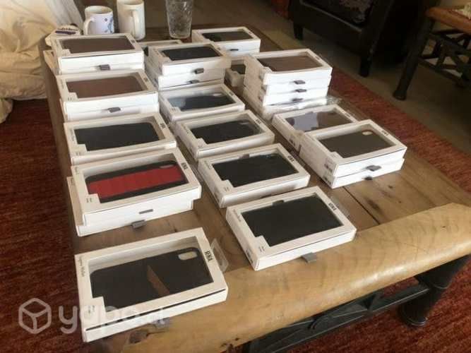 Carcasas iphone por mayor, cuarenta unidades