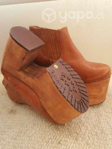 Botines nuevos dos pares por $40.000 número 37