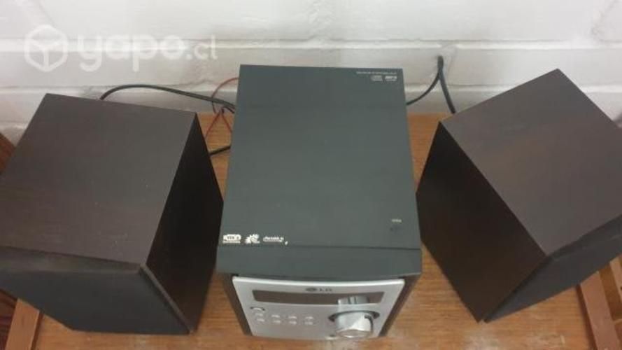 Microcomponente LG Modelo XA16